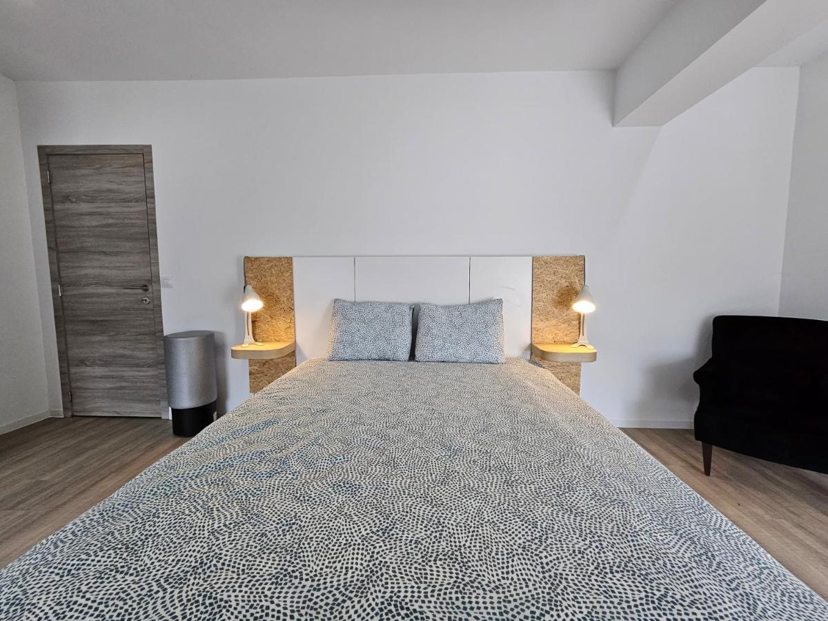 Appart'Hotel Trazegnies Courcelles Екстериор снимка