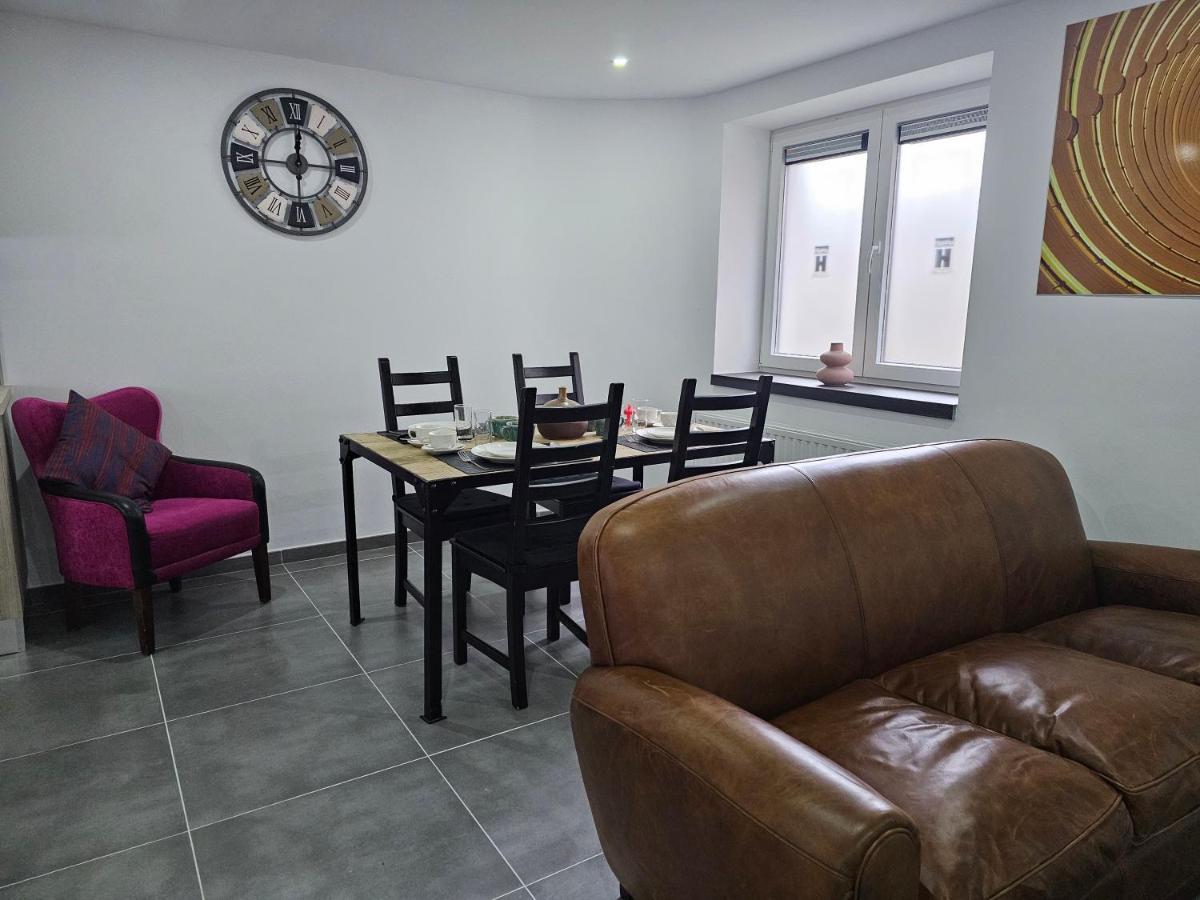 Appart'Hotel Trazegnies Courcelles Екстериор снимка