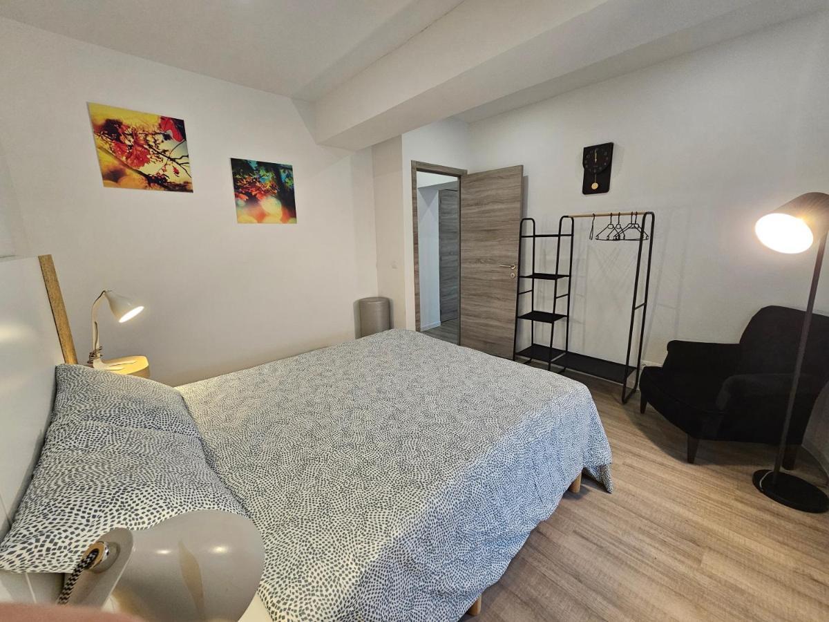 Appart'Hotel Trazegnies Courcelles Екстериор снимка