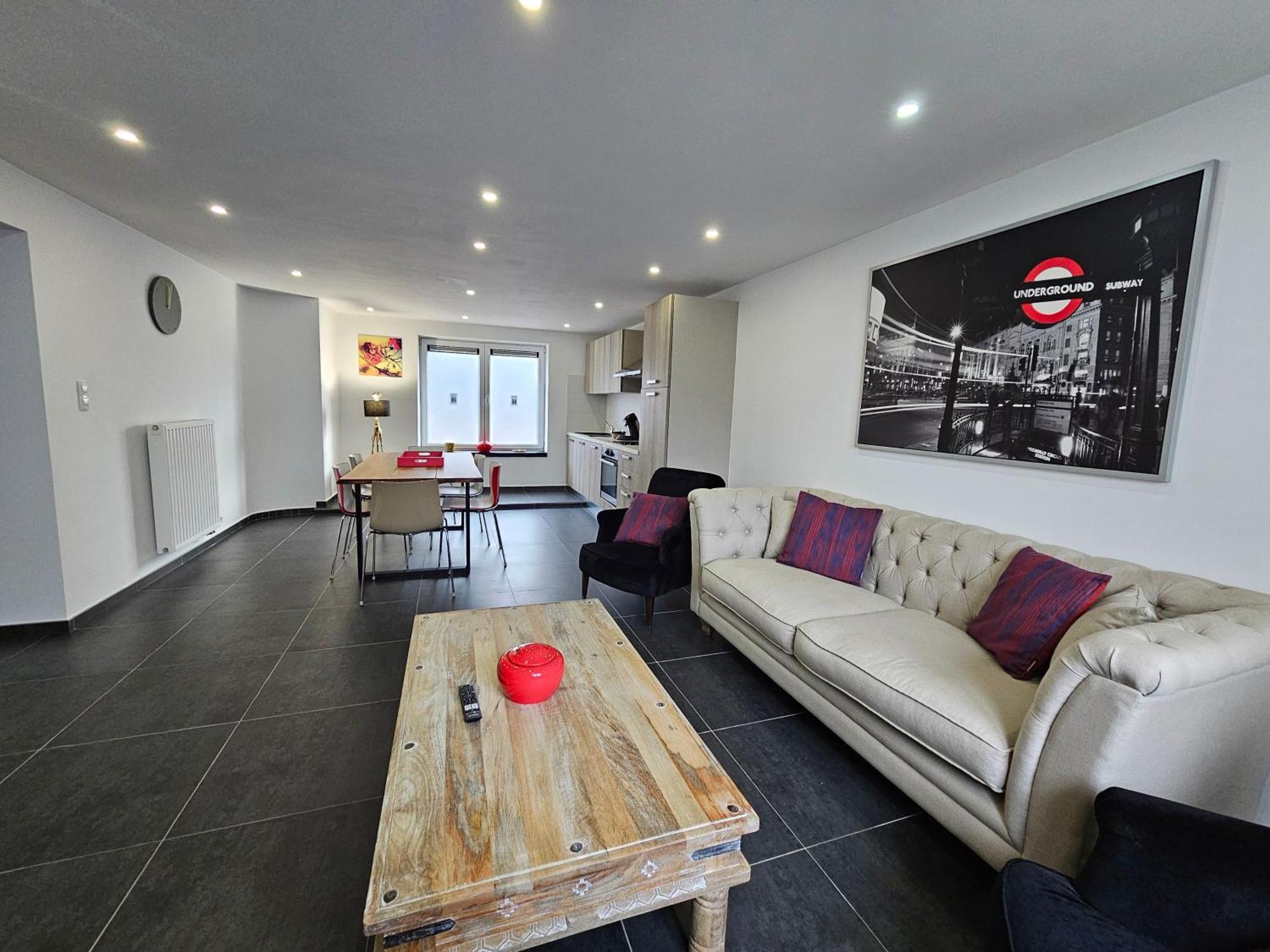 Appart'Hotel Trazegnies Courcelles Екстериор снимка