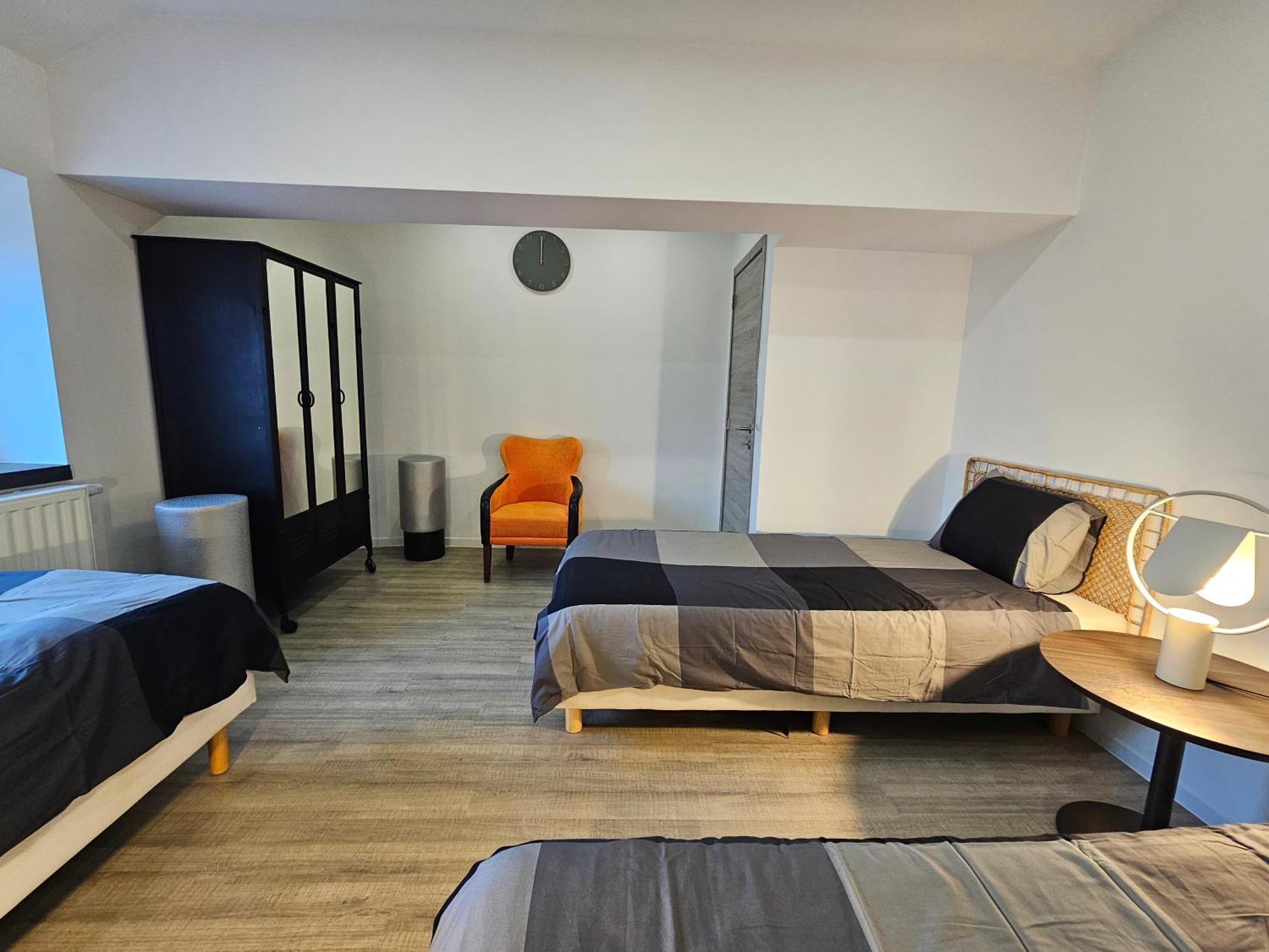 Appart'Hotel Trazegnies Courcelles Екстериор снимка