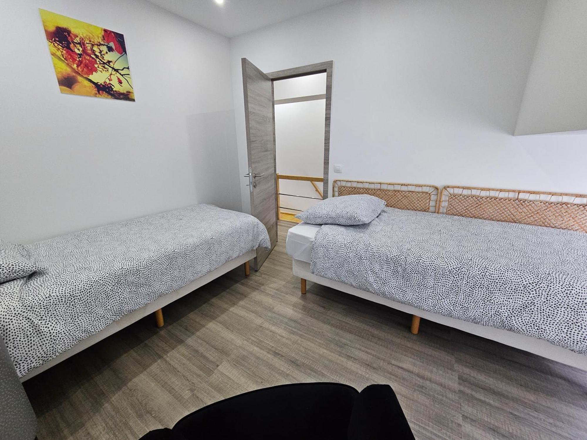 Appart'Hotel Trazegnies Courcelles Екстериор снимка